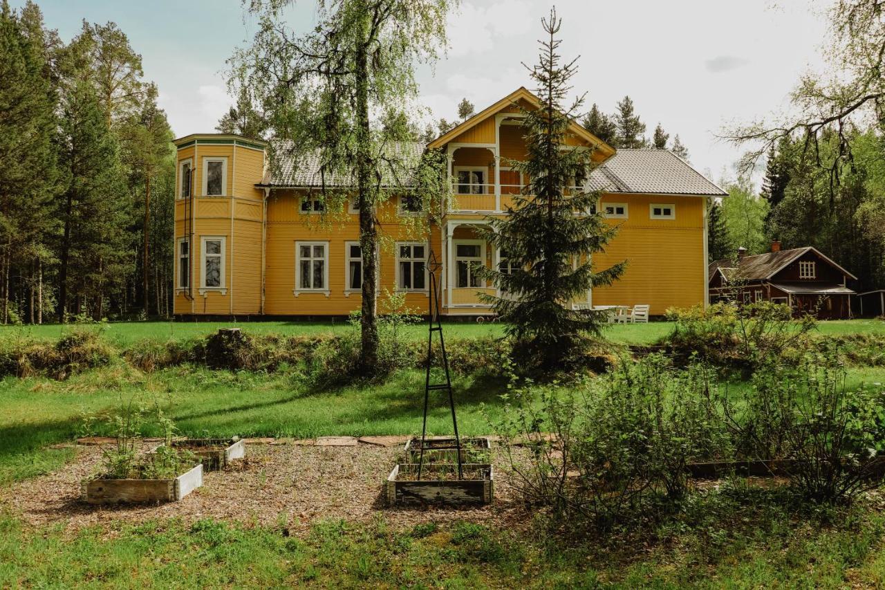 Turistgarden Saerna Bed & Breakfast Exterior photo